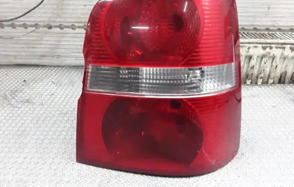 Volkswagen Touran I Rear/tail lights 1T0945096C