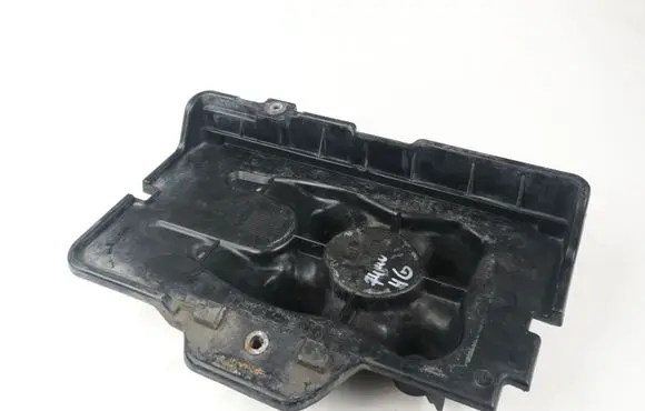 Volkswagen Golf IV Battery tray 1j0915333