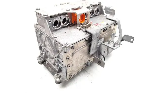 Audi A3 8Y Voltage converter inverter 5WA907070C