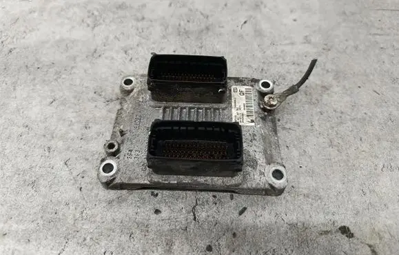Opel Astra H Engine control unit/module ECU 244205620261207722