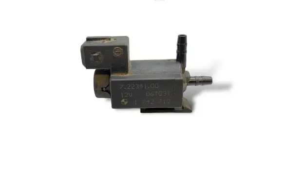 BMW 5 E60 E61 Turbo solenoid valve 1742712 06T031 72234100