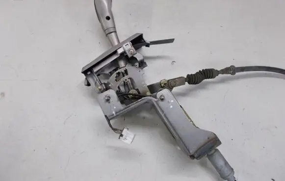 KIA Carnival Gear shifter/selector 