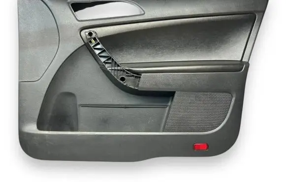 Skoda Yeti (5L) Front door card panel trim 5L1867012 5L1867006T