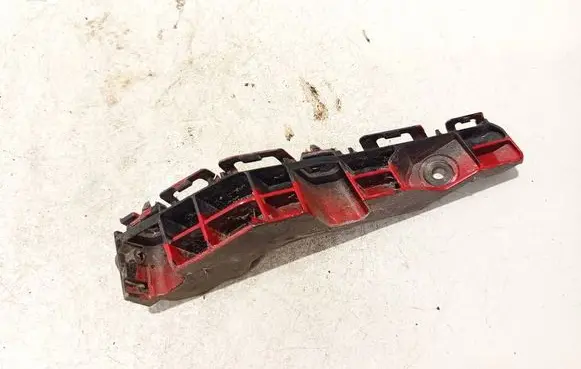 Nissan Pixo Front bumper mounting bracket 7173168