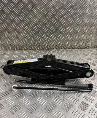 Audi A6 S6 C8 4K Lift Jack 4K8011031A