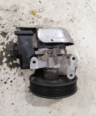 Mercedes-Benz C W203 Power steering pump A0034664101