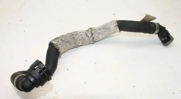Ford Kuga II Engine coolant pipe/hose