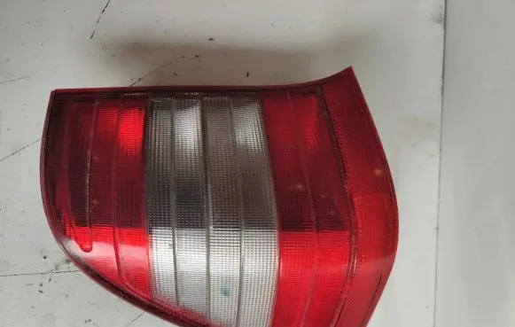 Mercedes-Benz C W202 Rear/tail lights 14653100
