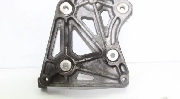 Chevrolet Orlando A/C compressor mount bracket 96868422