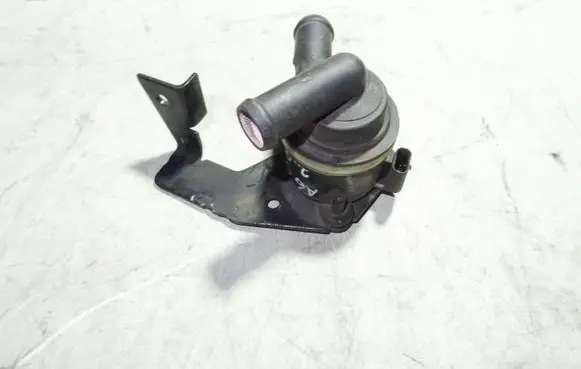 Audi A6 S6 C6 4F Electric auxiliary coolant/water pump 03L965561A