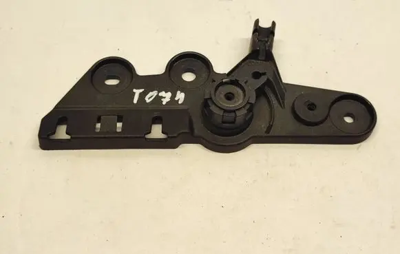 BMW 1 F20 F21 Engine bonnet (hood) release handle 7221913
