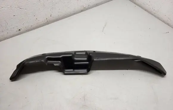 Volvo XC90 Fender end trim 32219521 32244351