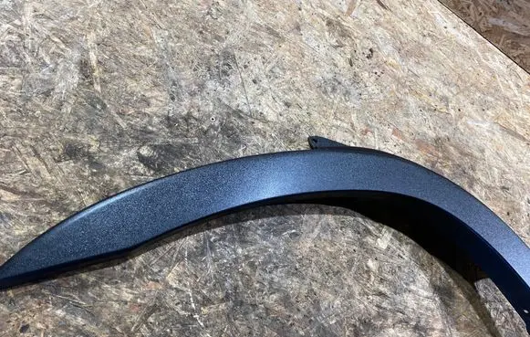 Iveco Daily 6th gen Front arch trim 5801863938