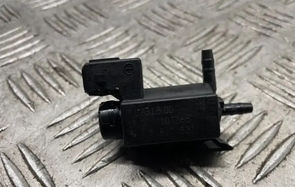 BMW 5 F10 F11 Turbo solenoid valve 7810831