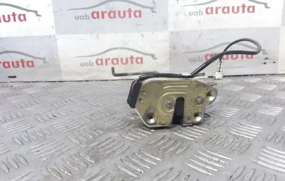 Mitsubishi Pajero Front door lock 