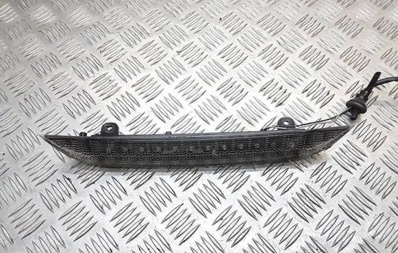 Mitsubishi ASX Third/center stoplight P5631