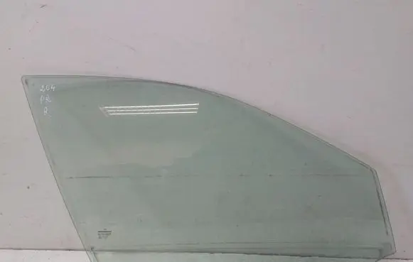 Mercedes-Benz C W204 Front door window glass four-door 43R00083