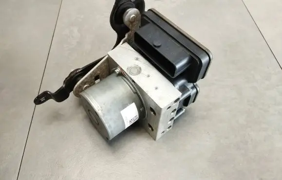 Audi A6 S6 C7 4G ABS Pump 4G0907379S