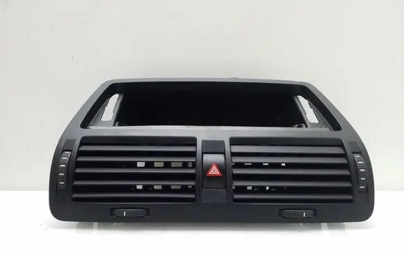Skoda Octavia Mk2 (1Z) Dash center air vent grill 1Z0820951