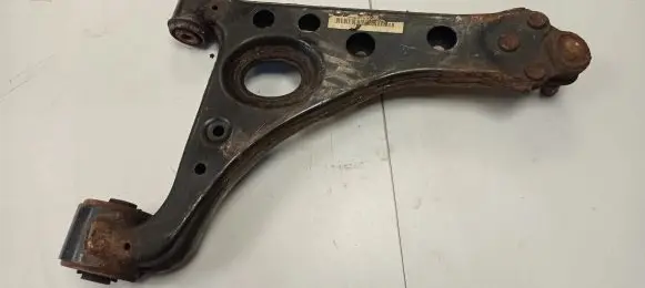 Buick Encore I Front lower control arm/wishbone 95328050