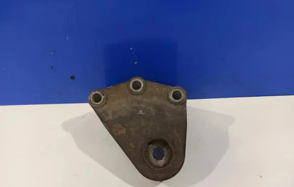 Volvo S80 Engine mounting bracket ENGINEBRACKET