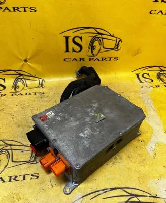 Porsche Cayenne (9Y0 9Y3) Battery control module 5QE915682FB
