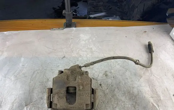 Ford Fusion Front brake caliper