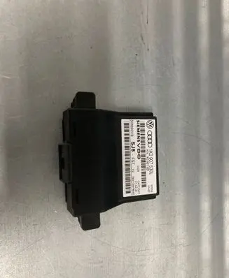 Seat Altea XL Gateway control module 1K0907530L 1K0907951 5WK50011B