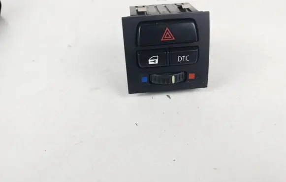 BMW 3 E90 E91 Hazard light switch 9132421