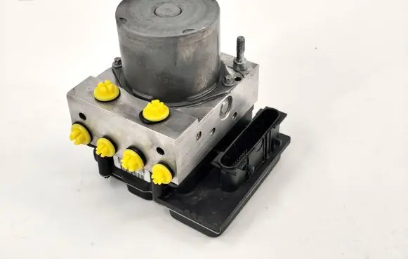 Opel Corsa D ABS Pump 13277813 0265950402 0265230285
