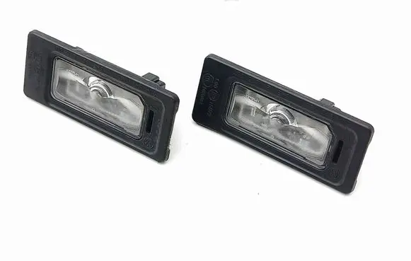Skoda Enyaq iV Number plate light 5NA943021