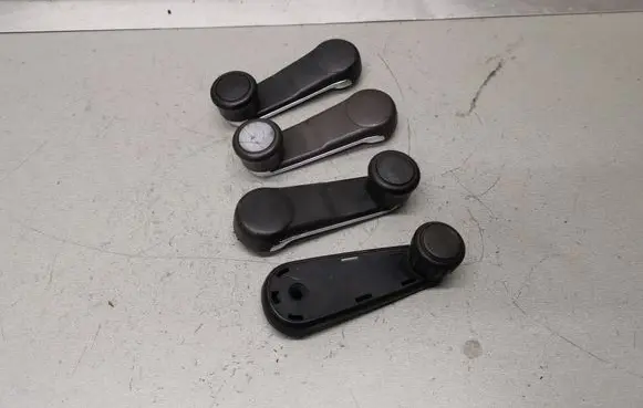Audi 100 200 5000 C3 Front door window winding handle 191837579
