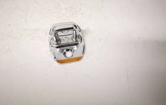Lexus IS 220D-250-350 Rear door lock loop/hook striker