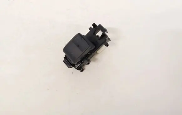 Toyota Yaris Electric window control switch 1928297