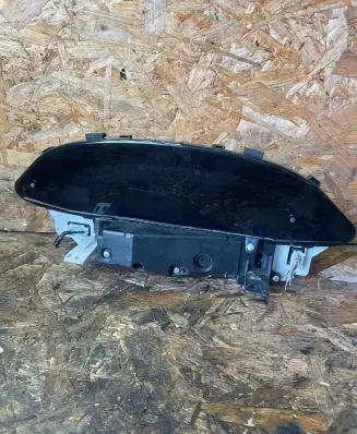 Toyota Corolla E140 E150 Speedometer (instrument cluster) 838000D680D MB4573003196