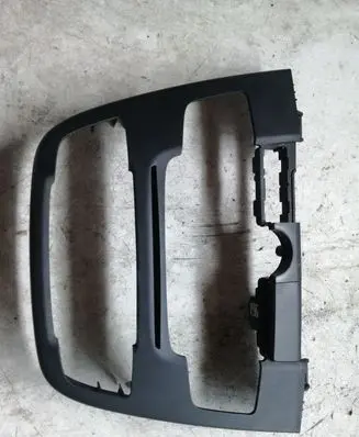 Opel Insignia A Radio/GPS head unit trim 13273253