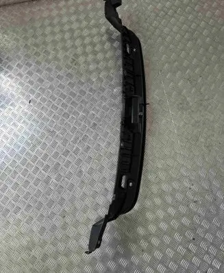Trunk/boot sill cover protection