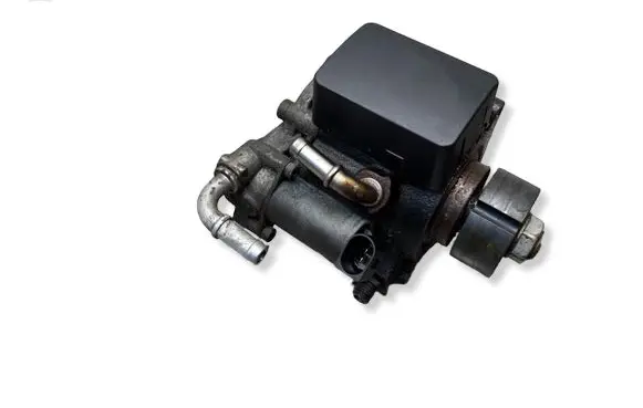 Volkswagen Touran II Fuel injection high pressure pump 03L130755E 040111053401