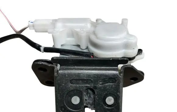 Mazda CX-7 Tailgate/trunk/boot lock/catch/latch 