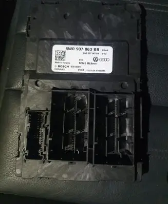 Audi A4 S4 B9 Comfort/convenience module 8W0907063BB