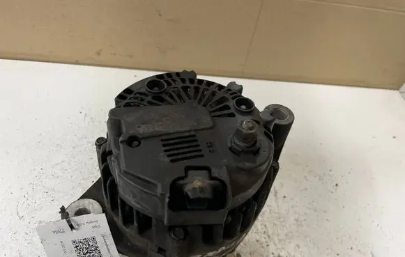 Opel Insignia A Generator/alternator 13502582 2650800 190120013751