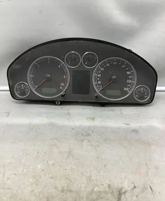 Volkswagen Sharan Speedometer (instrument cluster) 7M3920840N YM2110849