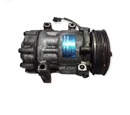 Volvo V50 Air conditioning (A/C) compressor (pump) 3M5H19D629 2524610524