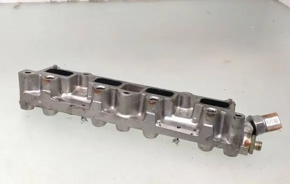 Volkswagen PASSAT B6 Intake manifold 2178420 202aq 03c906051h