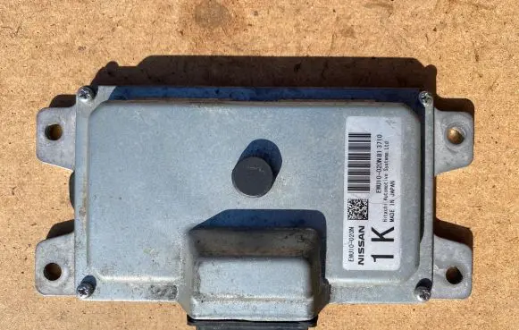 Nissan Juke I F15 Other control units/modules EMU10020N