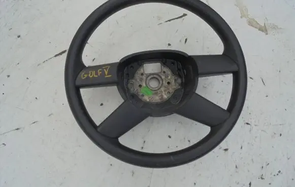 Volkswagen Golf V Steering wheel