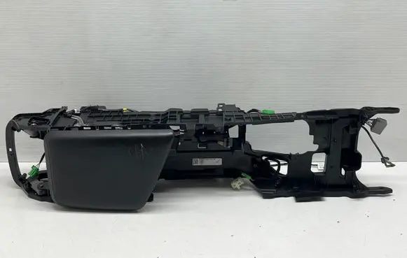 Volvo S60 Center console P32260668 5108791 Y0050628