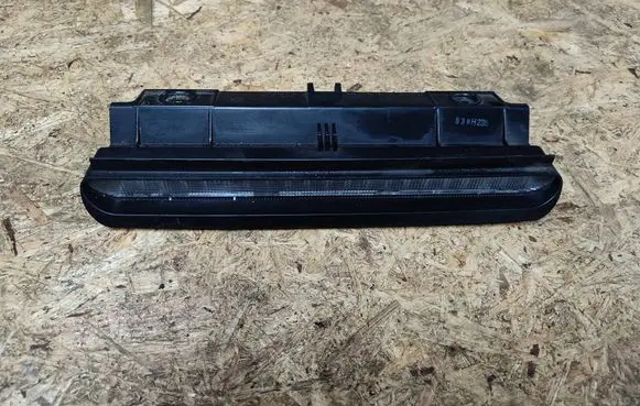 Volvo 850 Third/center stoplight 9151490 14831500