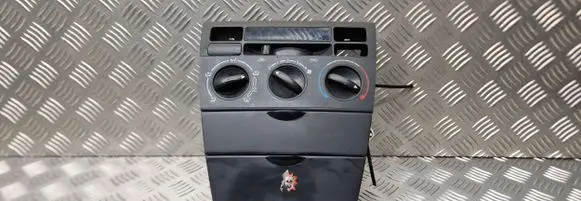 Toyota Corolla E120 E130 Climate control unit 5553313010 8190