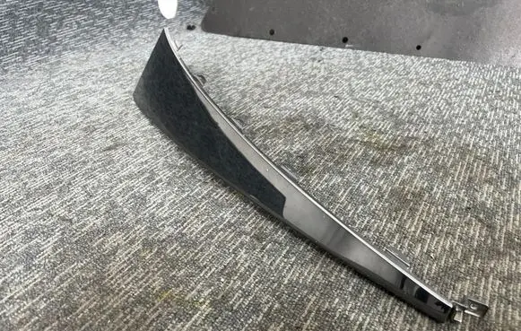 Hyundai Elantra Front bumper splitter molding 86596AA010